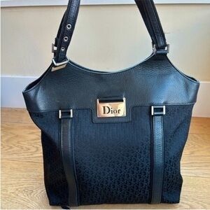 Dior🖤 trotter street chic tote black